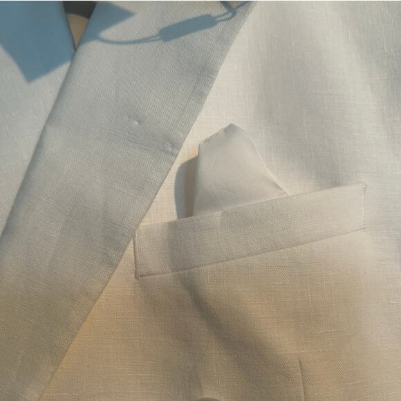 Bar III Men’s Slim Fit Double-Breasted Sport Coat Blazer, White, 100% Linen, 38R - Picture 4 of 8